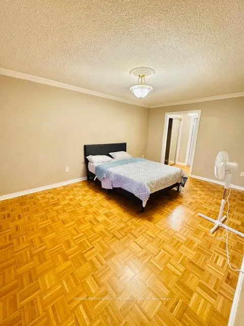 Photo 13 of 4562 Penhallow Road, Mississauga, Creditview — HOMEH