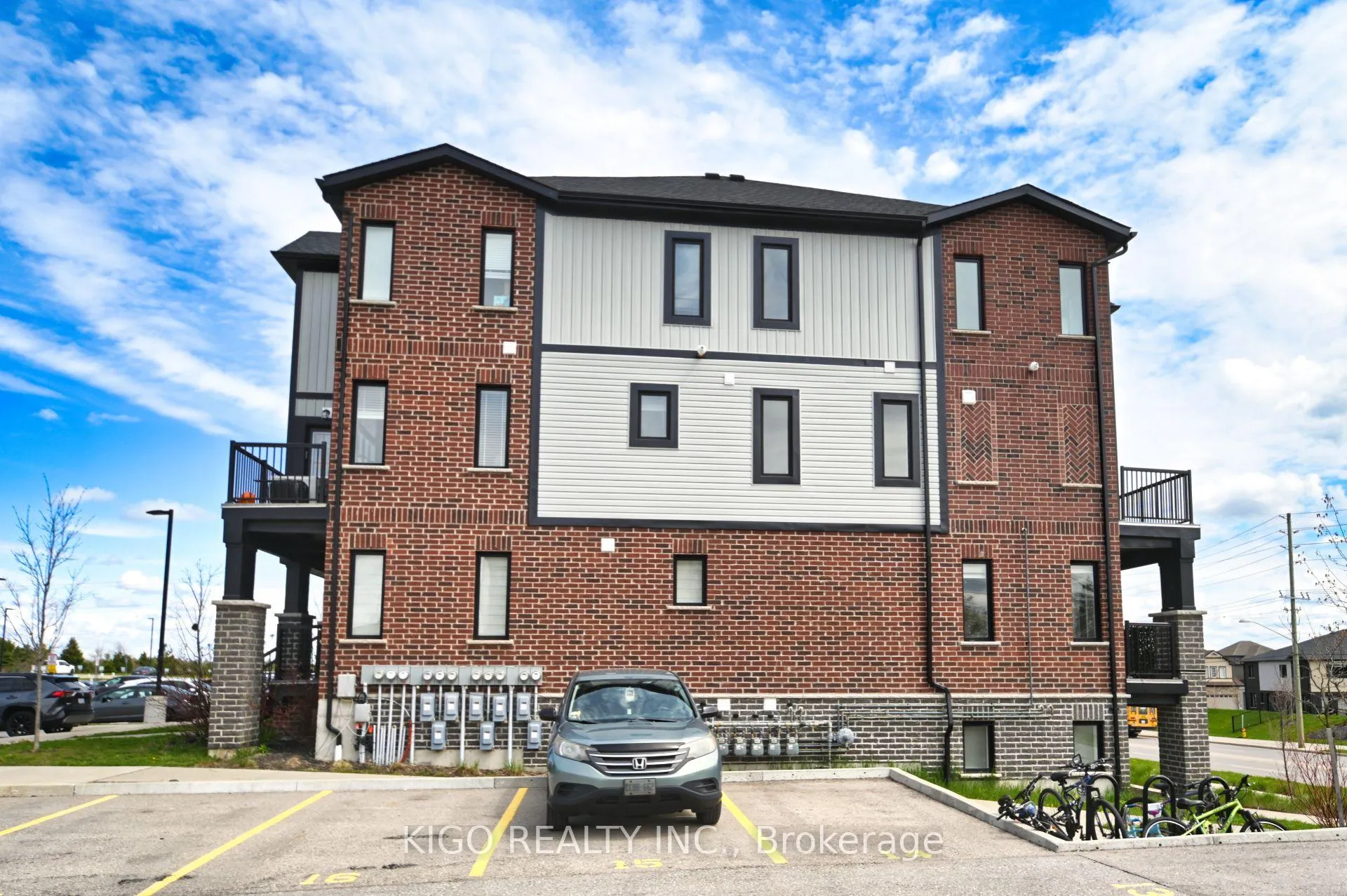 Photo 3 of Unit A15, 160 Rochefort Street, Kitchener, Huron Park — HOMEH