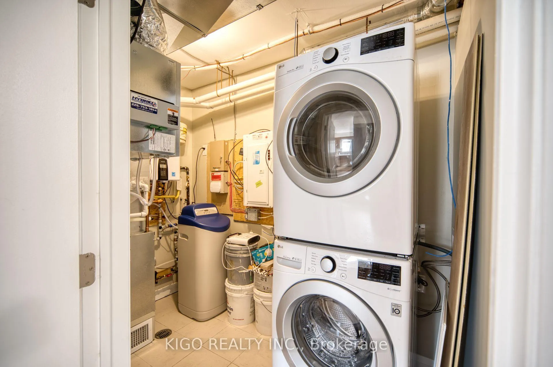Photo 18 of Unit A15, 160 Rochefort Street, Kitchener, Huron Park — HOMEH