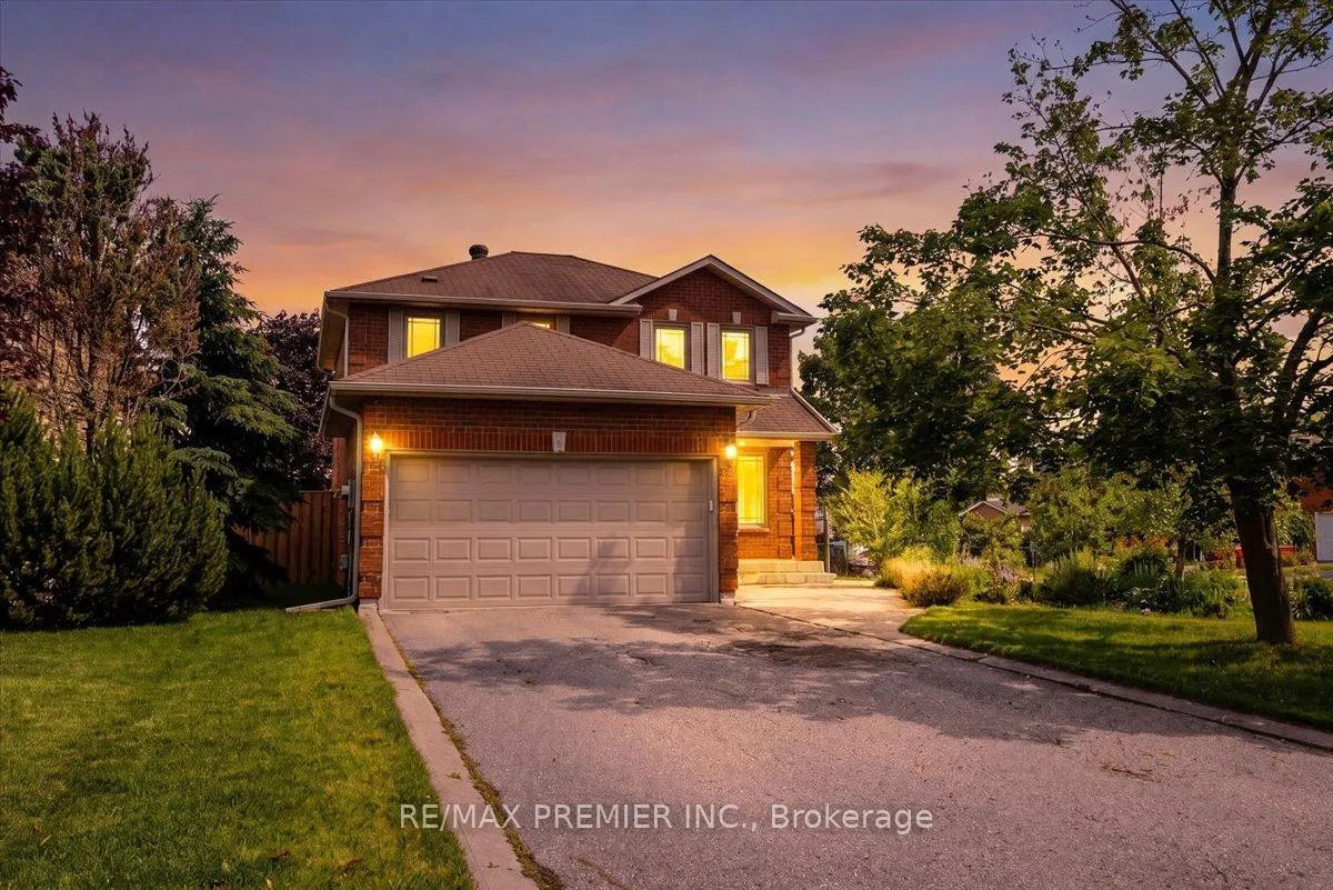 Photo 1 of 17 Berrydown Drive, Caledon, Bolton East — HOMEH