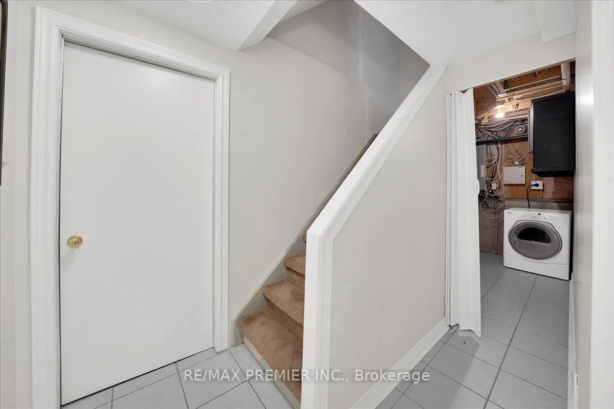 Photo 25 of 17 Berrydown Drive, Caledon, Bolton East — HOMEH