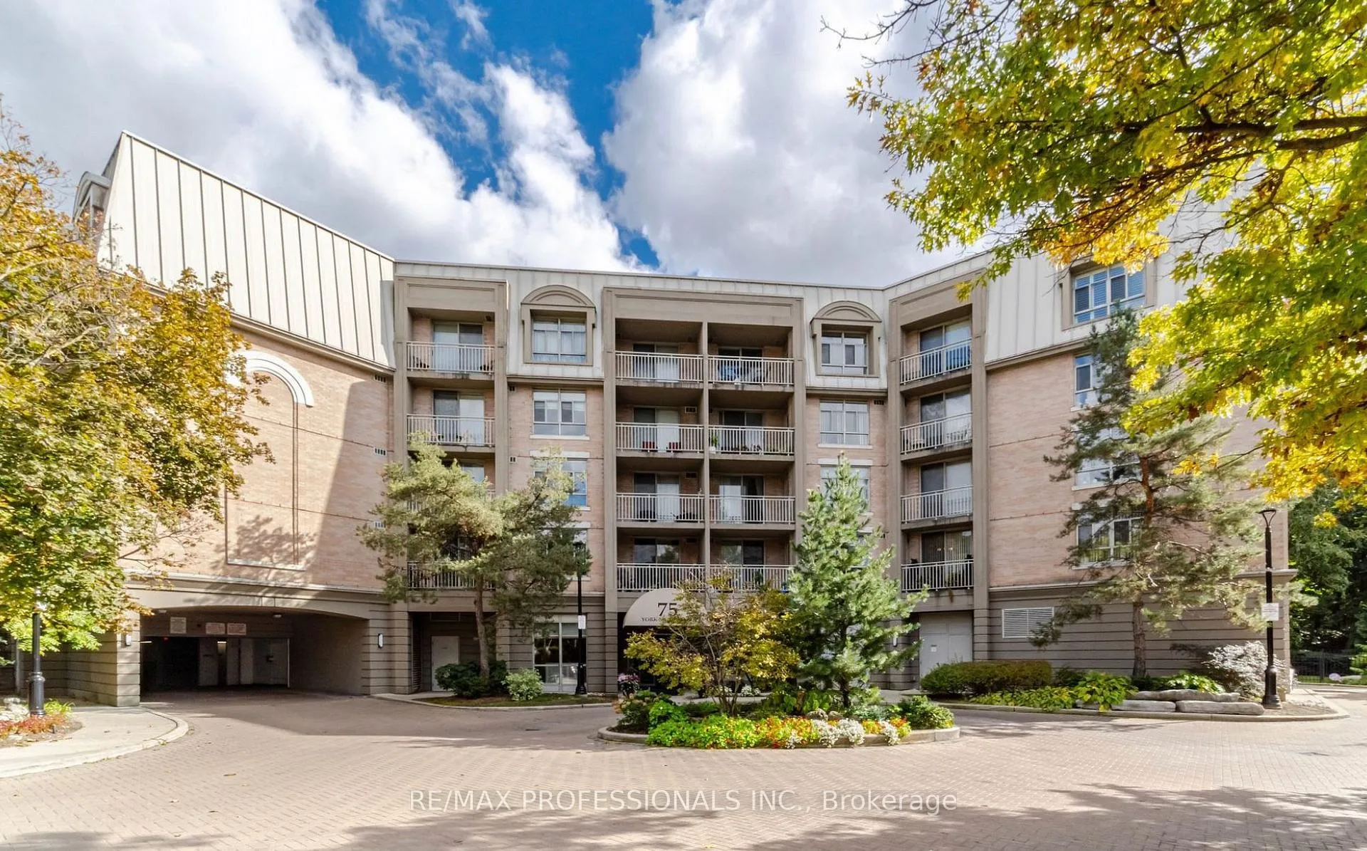 Front of Unit 303, 75 York Mills Road