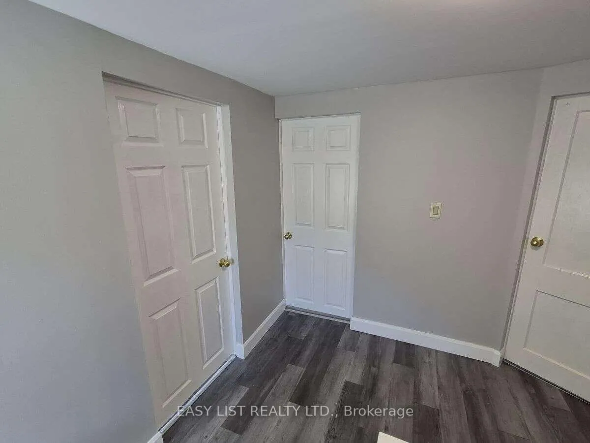 Photo 3 of 850 St Marys Street, Peterborough, Otonabee Ward 1 — HOMEH