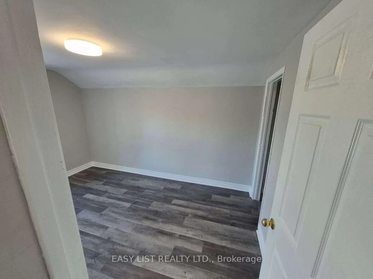 Photo 8 of 850 St Marys Street, Peterborough, Otonabee Ward 1 — HOMEH