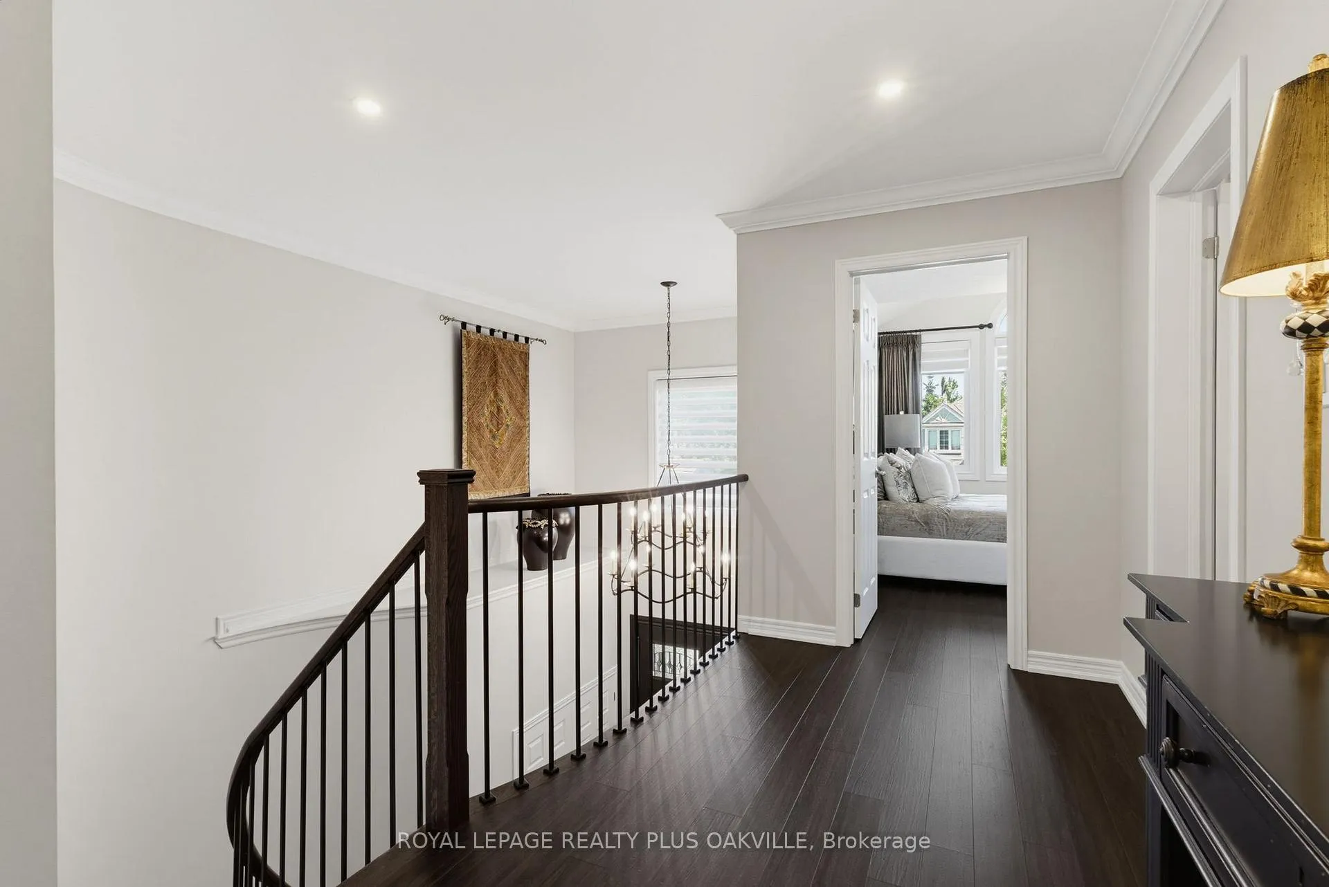 Photo 17 of 2444 Valleyridge Drive, Oakville, Bronte Creek — HOMEH