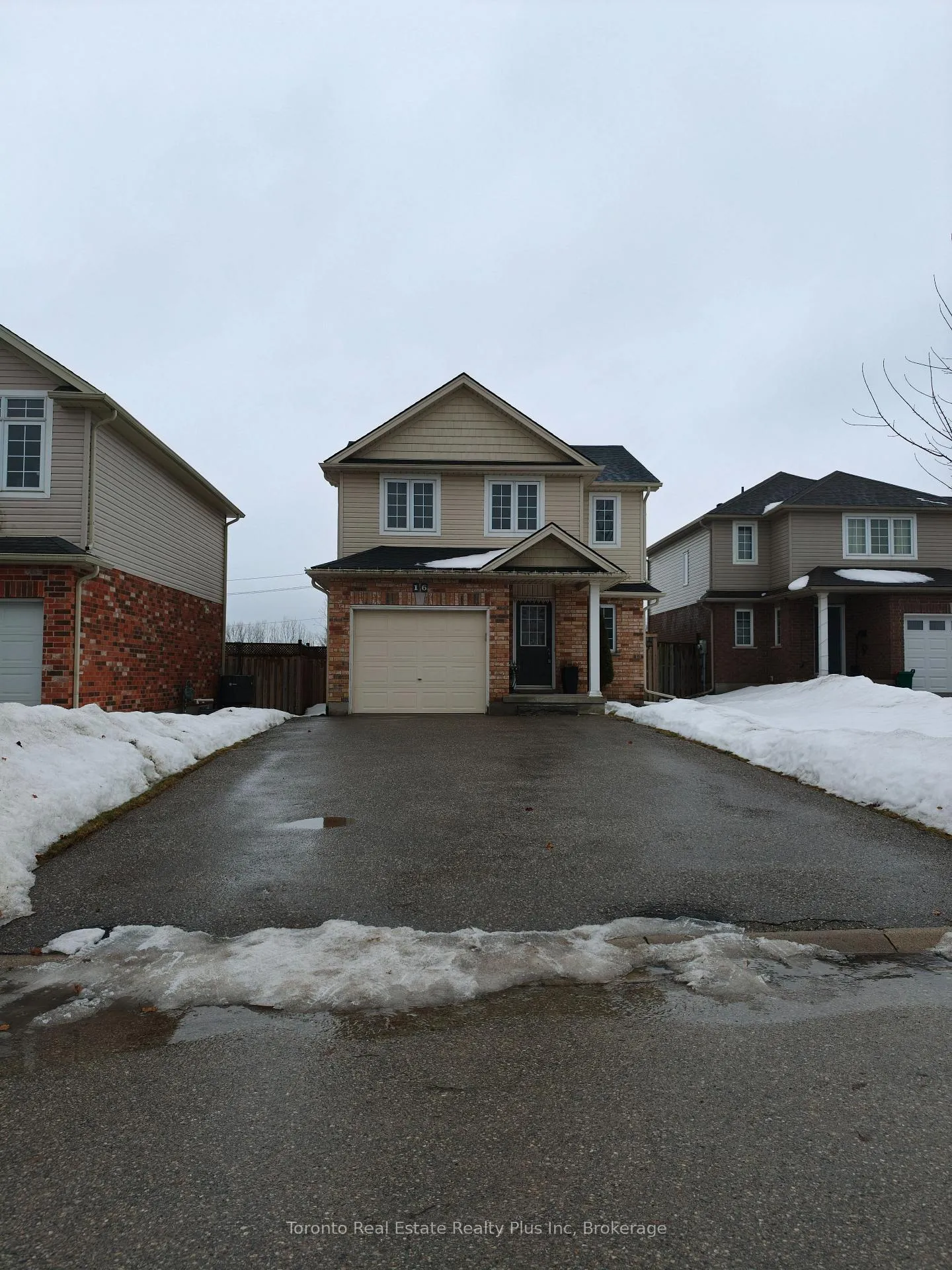 Photo of 16 Talon Drive