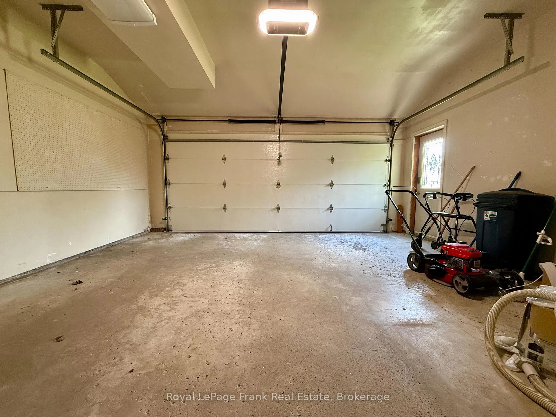 Photo 19 of 3113 Westridge Boulevard, Peterborough, Monaghan Ward 2 — HOMEH