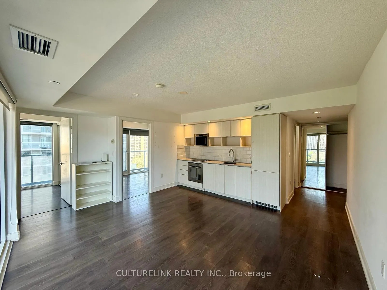 Photo 1 of Unit 902, 89 McGill Street, Toronto, Church-Yonge Corridor — HOMEH