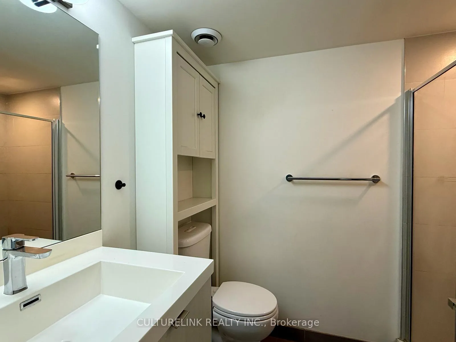 Photo 10 of Unit 902, 89 McGill Street, Toronto, Church-Yonge Corridor — HOMEH