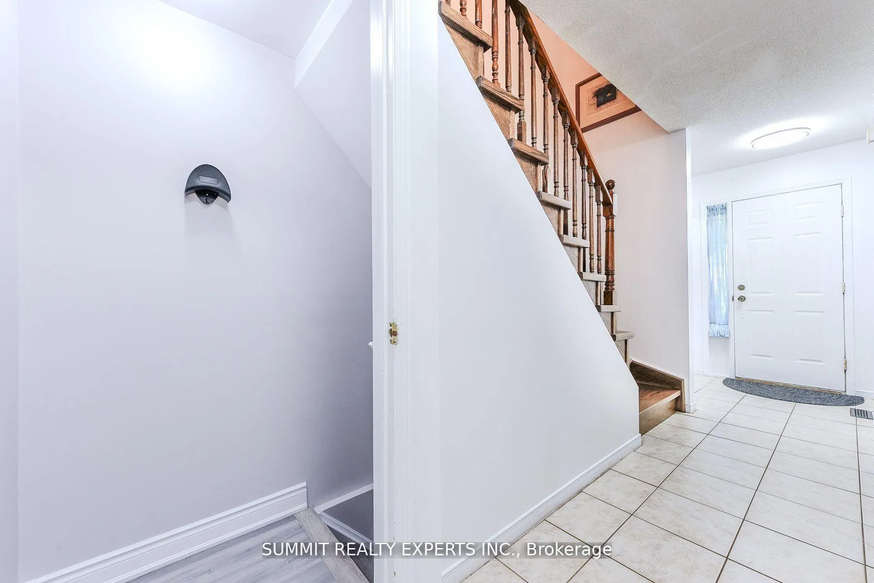 Photo 5 of 95 Muirland Crescent, Brampton, Northwood Park — HOMEH