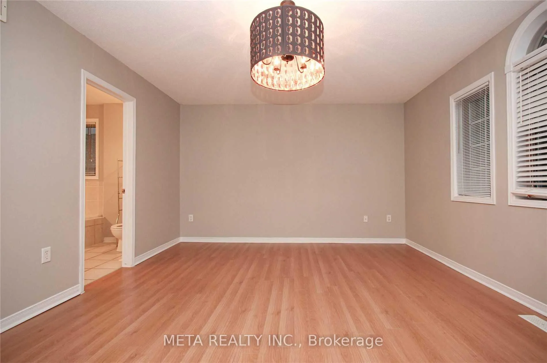 Photo 12 of Unit 35, 1276 Silvan Forest Drive, Burlington, Tansley — HOMEH