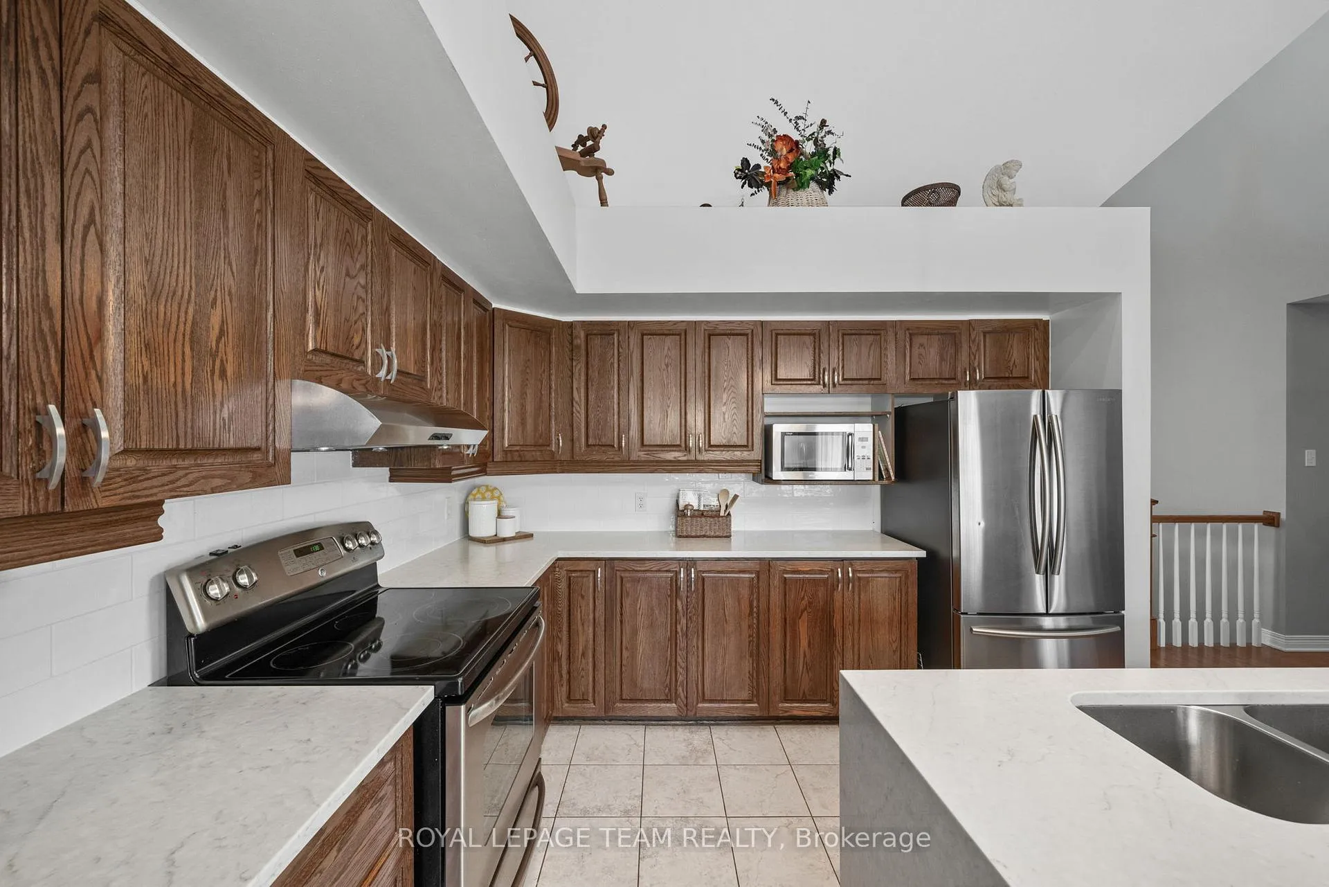 Photo 15 of 51 Settler's Ridge Way, Ottawa, Barrhaven - Longfields — HOMEH