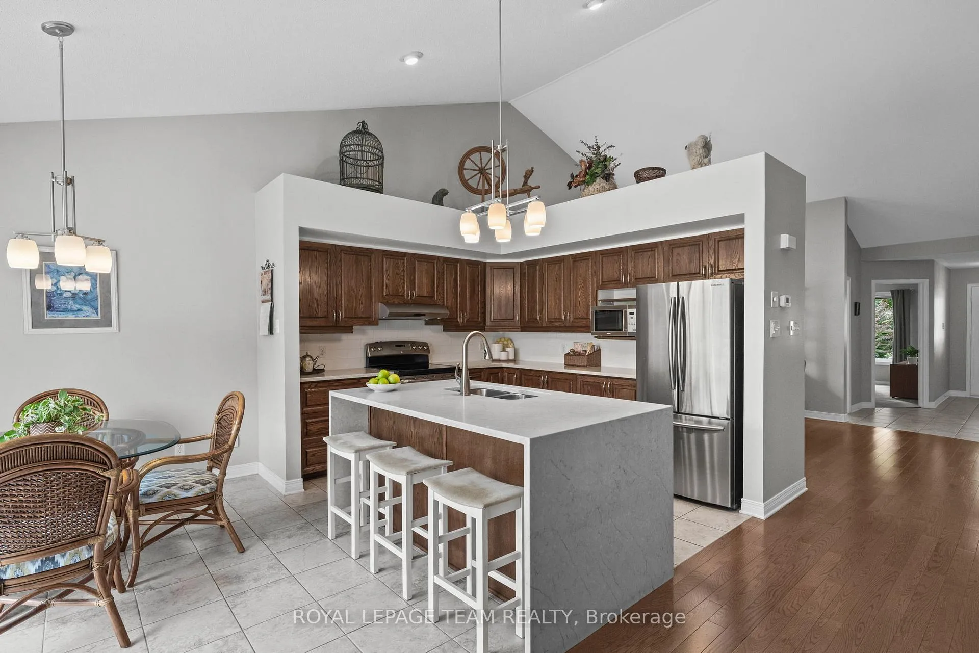 Photo 16 of 51 Settler's Ridge Way, Ottawa, Barrhaven - Longfields — HOMEH