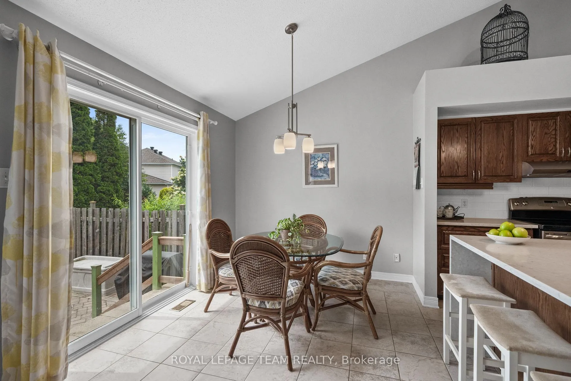 Photo 17 of 51 Settler's Ridge Way, Ottawa, Barrhaven - Longfields — HOMEH