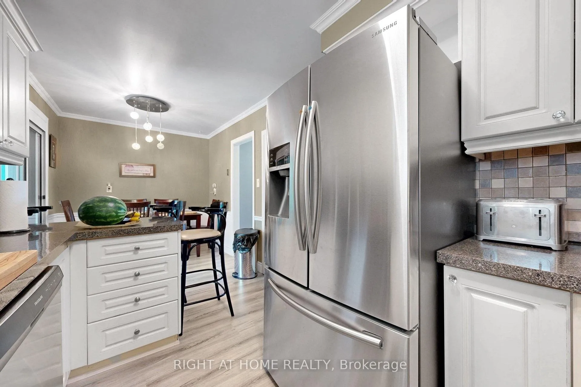 Photo 13 of 41 Flamingo Crescent, Brampton, Southgate — HOMEH