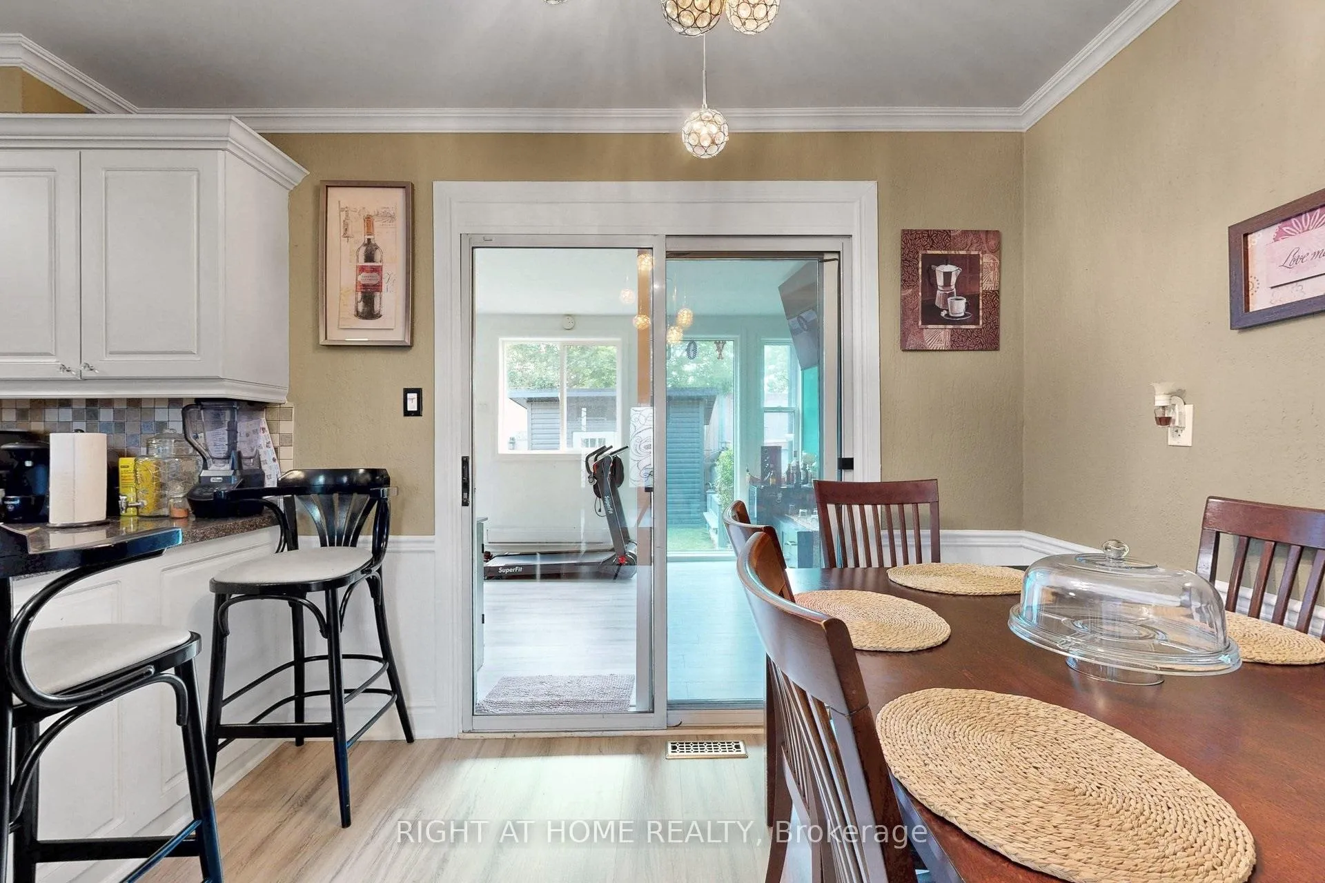 Photo 18 of 41 Flamingo Crescent, Brampton, Southgate — HOMEH
