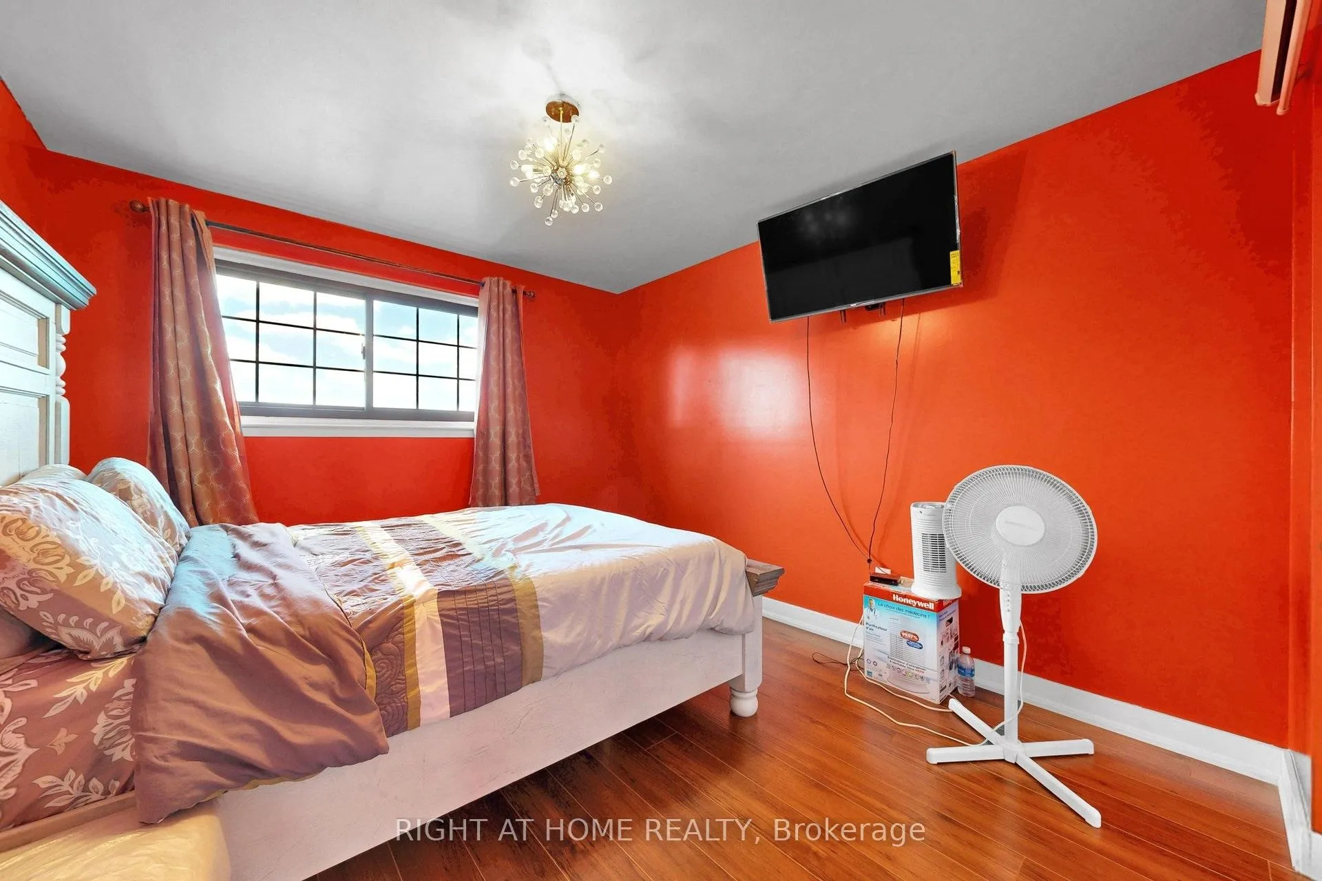 Photo 28 of 41 Flamingo Crescent, Brampton, Southgate — HOMEH