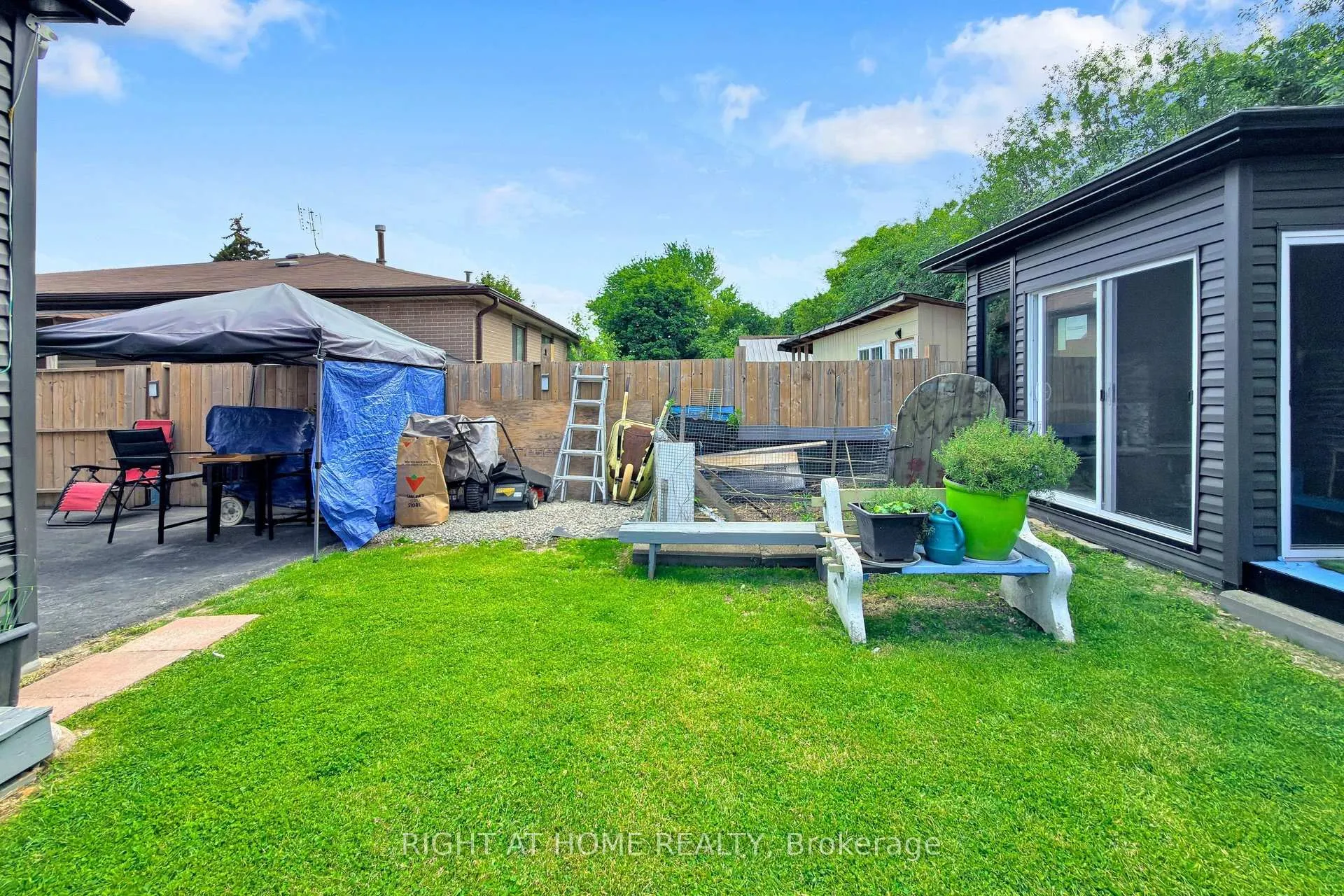Photo 39 of 41 Flamingo Crescent, Brampton, Southgate — HOMEH