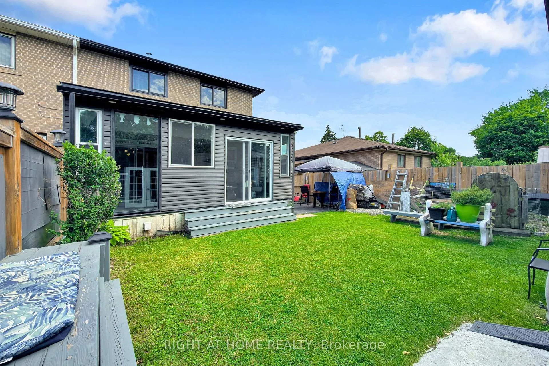Photo 40 of 41 Flamingo Crescent, Brampton, Southgate — HOMEH
