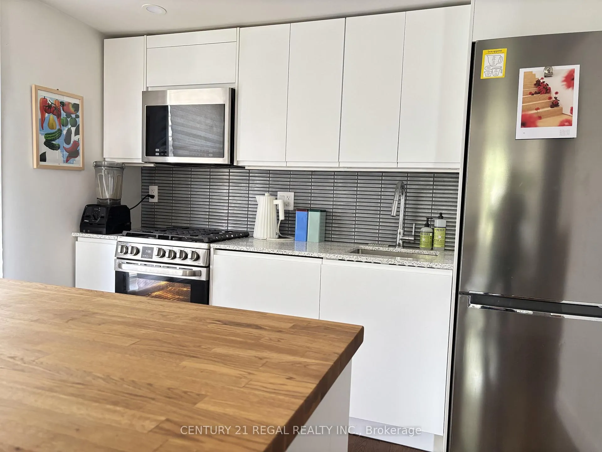 Photo 10 of Unit 3, 89 Gladstone Avenue, Toronto, Little Portugal — HOMEH