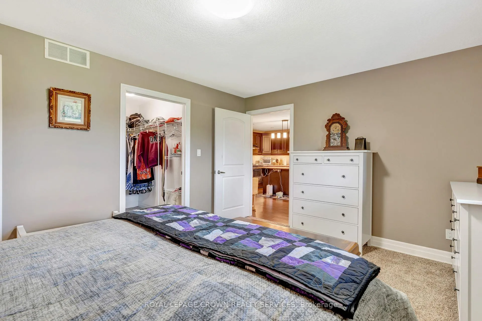 Photo 18 of 25 Clayton Street, West Perth, Mitchell — HOMEH