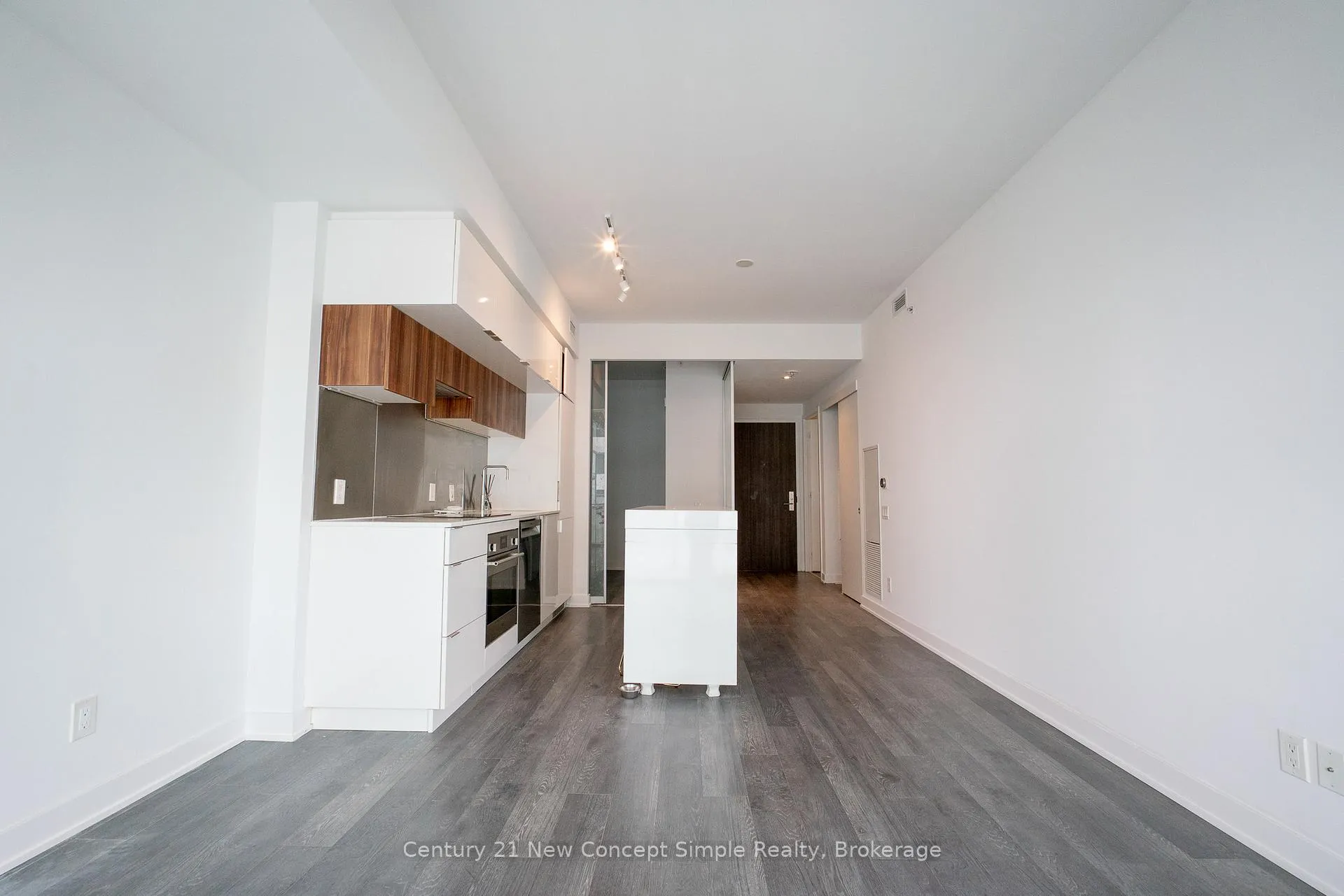 Photo 8 of Unit 2301, 185 Roehampton Avenue, Toronto, Mount Pleasant West — HOMEH