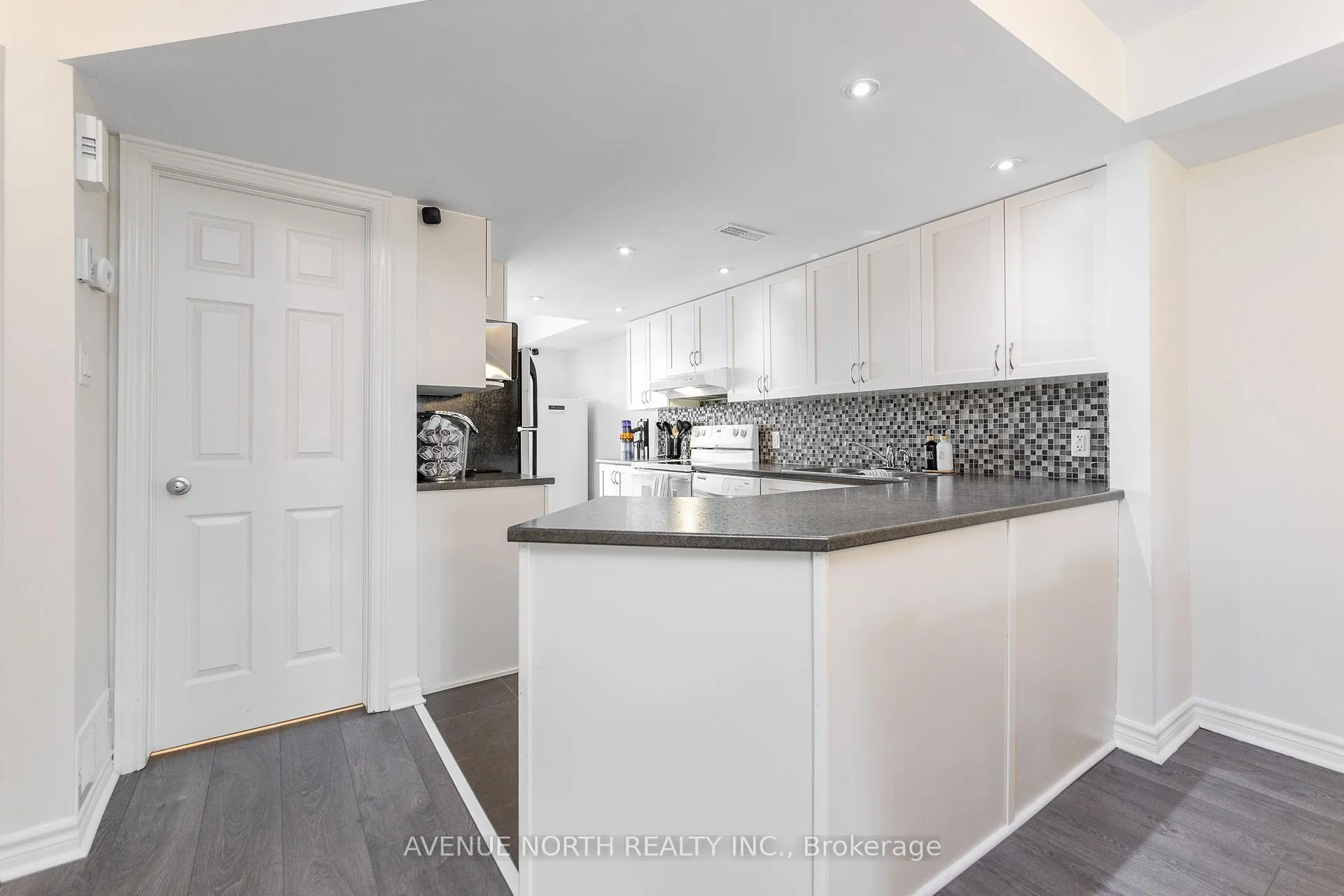 Photo 15 of 573B Chapman Mills Drive, Ottawa, Barrhaven - Strandherd — HOMEH