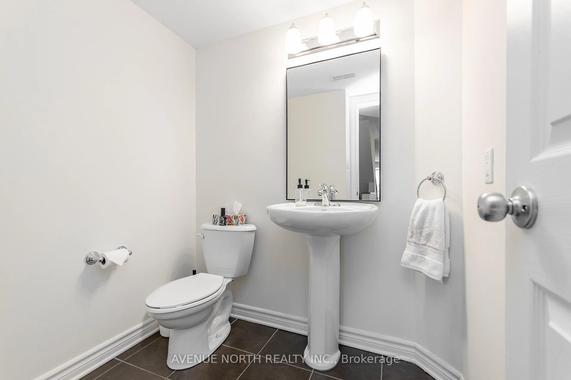 Photo 28 of 573B Chapman Mills Drive, Ottawa, Barrhaven - Strandherd — HOMEH