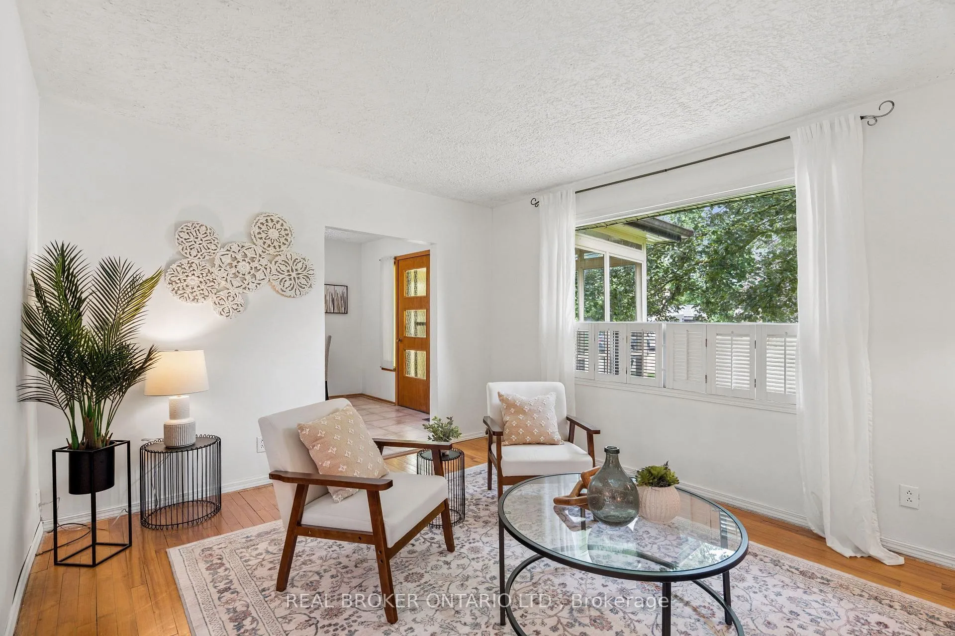 Photo 13 of 230 Mason Boulevard, Halton Hills, Acton — HOMEH