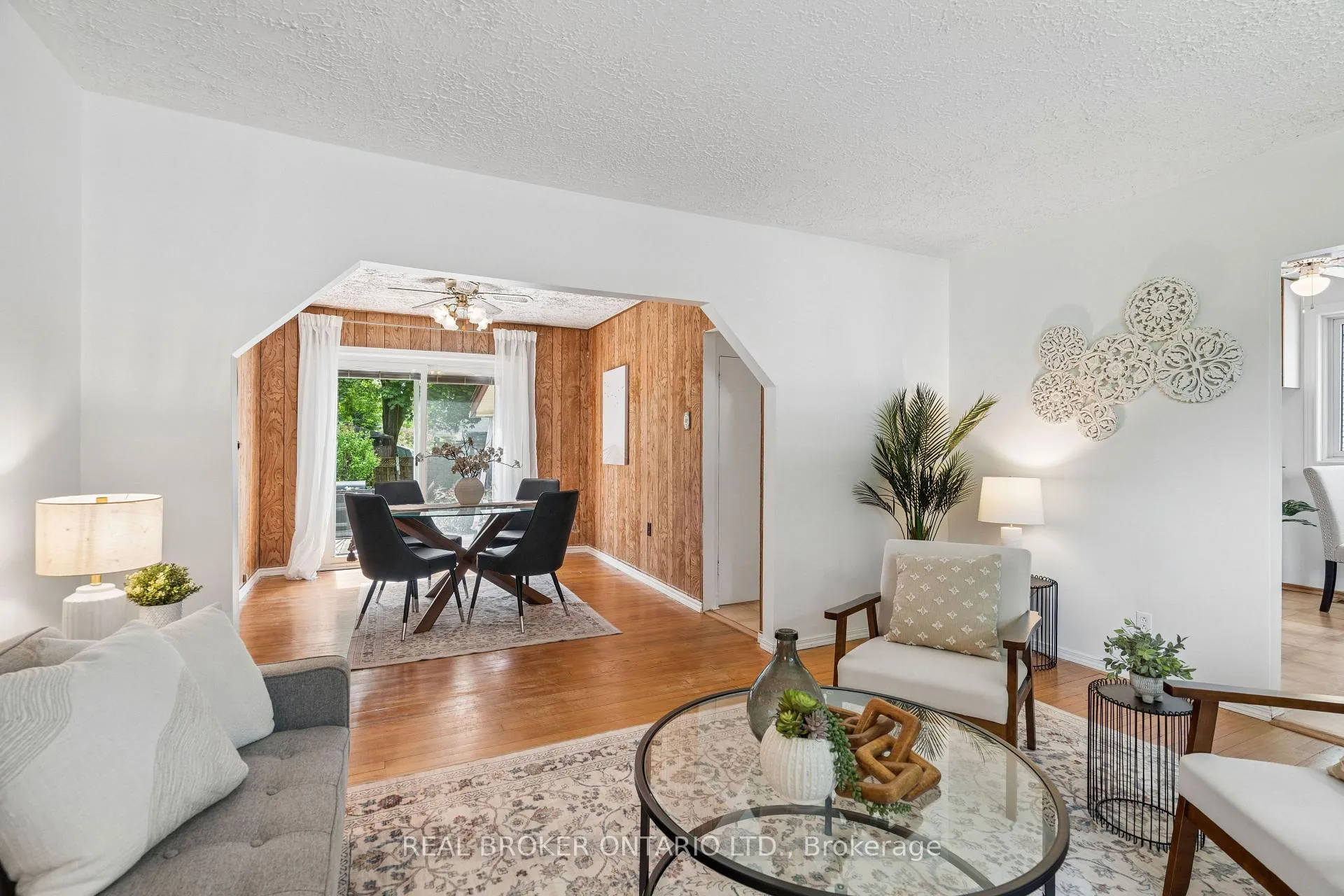 Photo 14 of 230 Mason Boulevard, Halton Hills, Acton — HOMEH