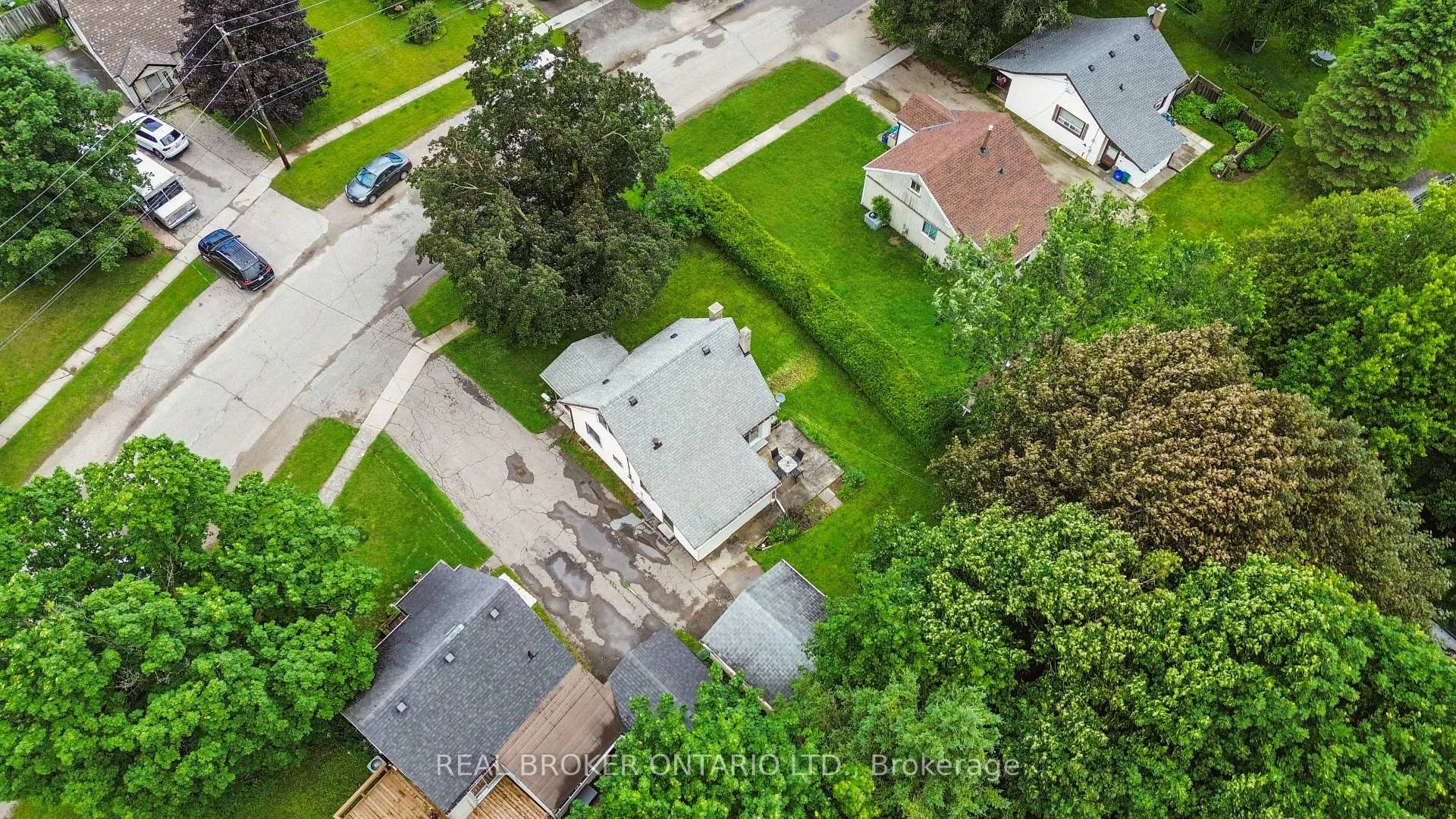 Photo 49 of 230 Mason Boulevard, Halton Hills, Acton — HOMEH