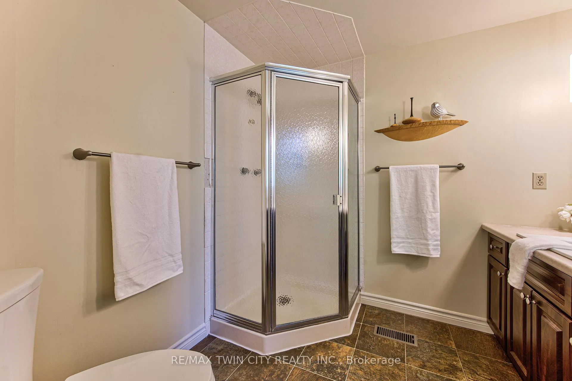 Photo 28 of Unit 13, 206 Candlewood Crescent, Waterloo, Beechwood West — HOMEH