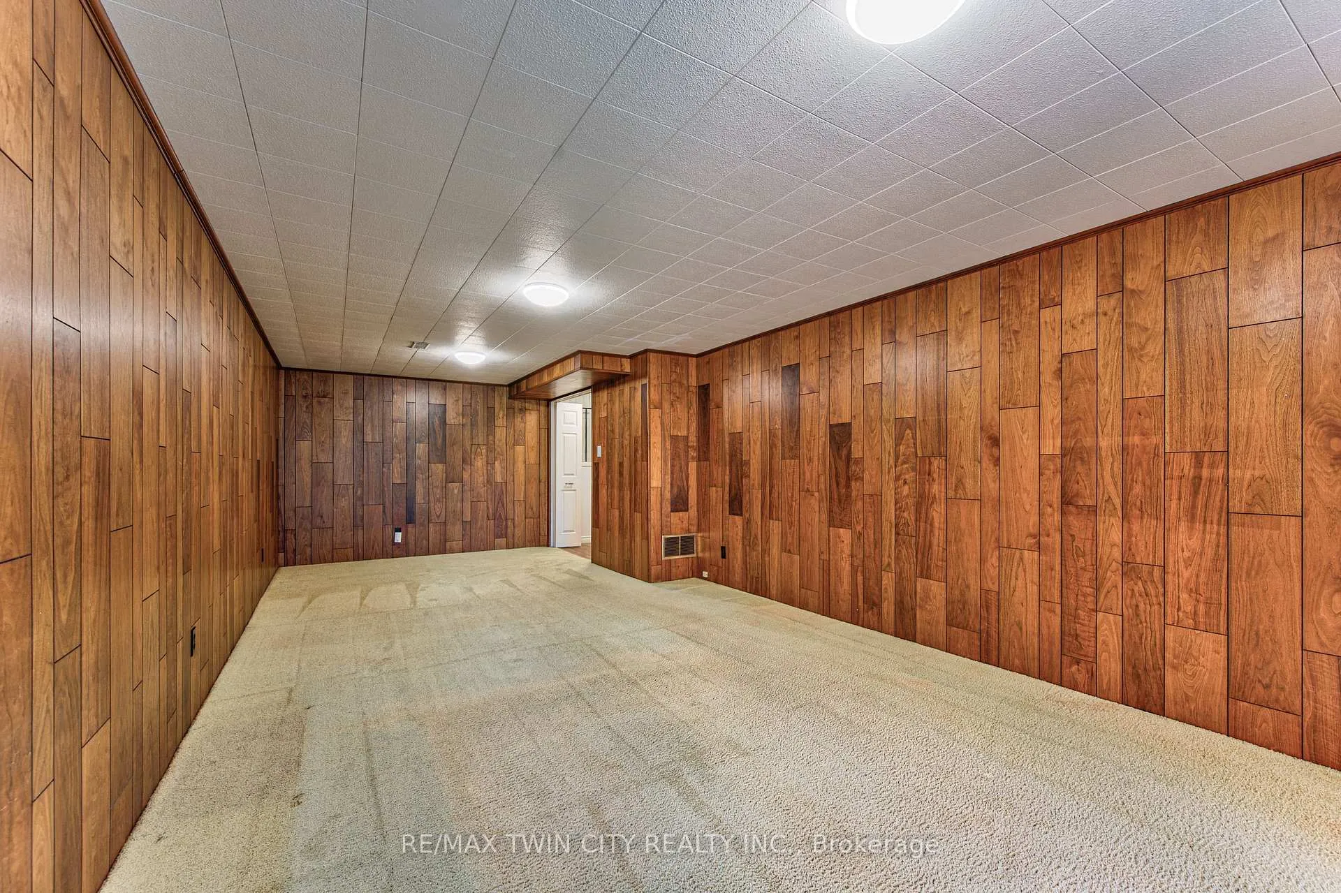 Photo 36 of Unit 13, 206 Candlewood Crescent, Waterloo, Beechwood West — HOMEH
