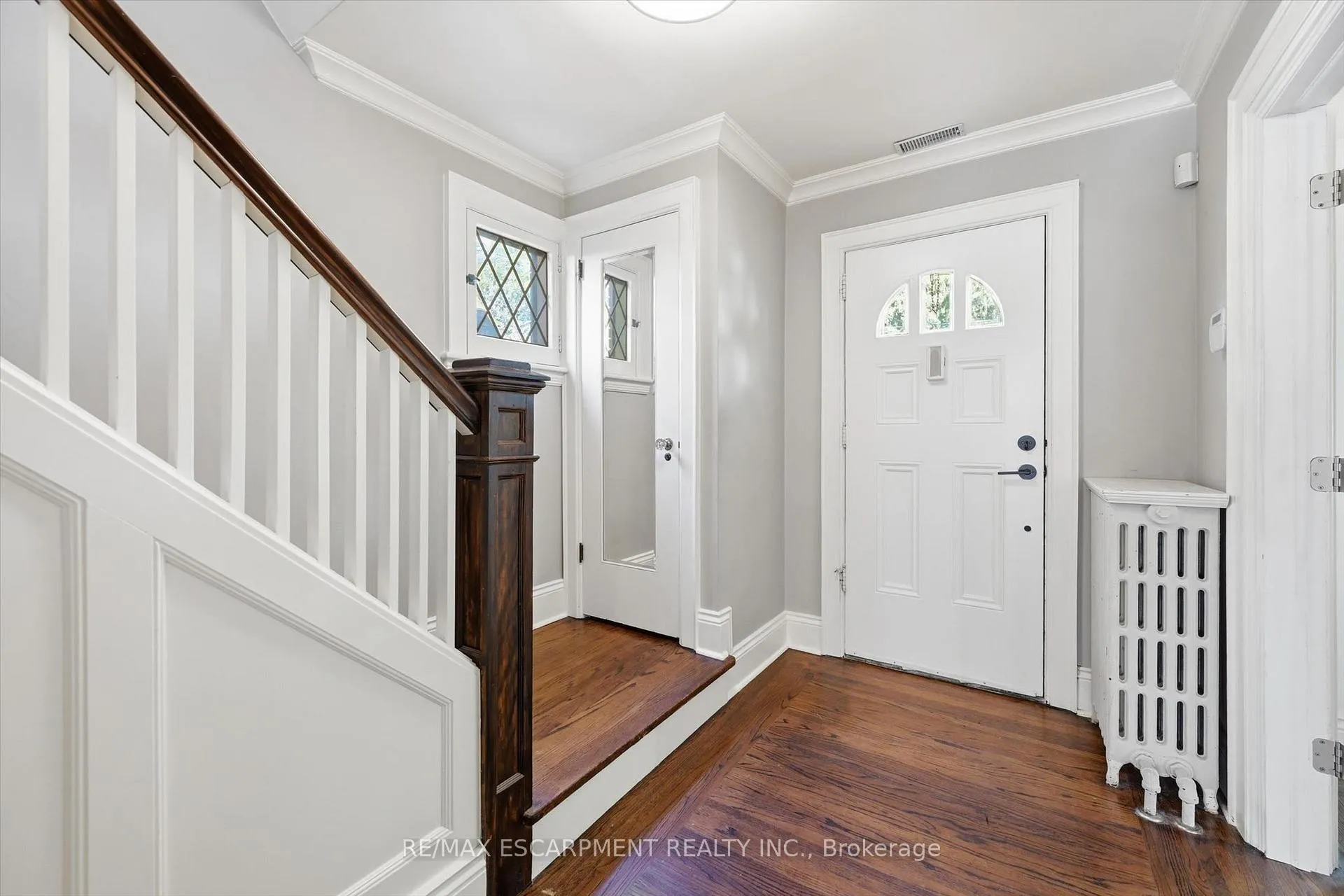 Photo 3 of 73 Dromore Crescent, Hamilton, Westdale — HOMEH