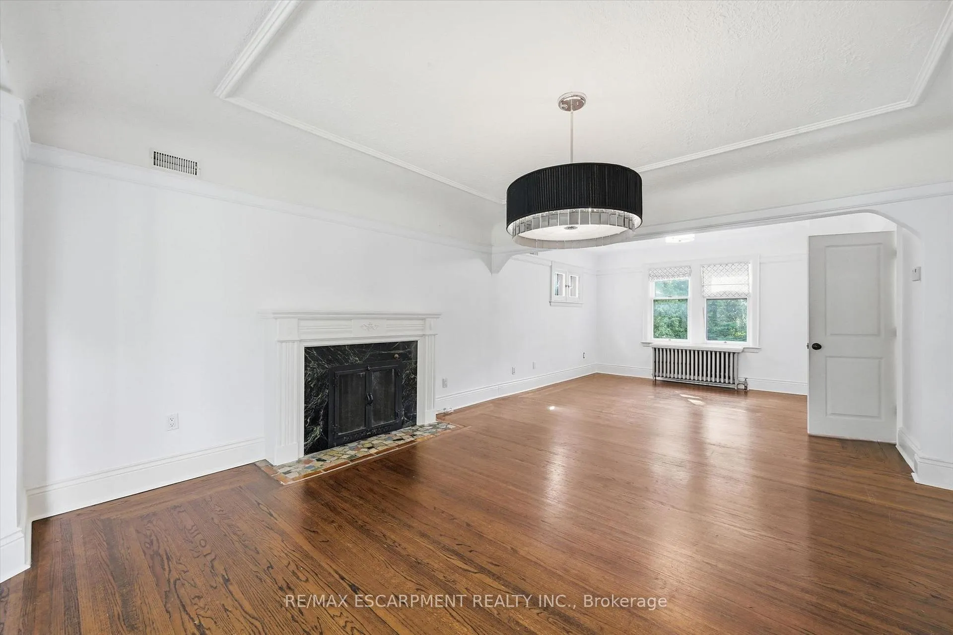 Photo 4 of 73 Dromore Crescent, Hamilton, Westdale — HOMEH
