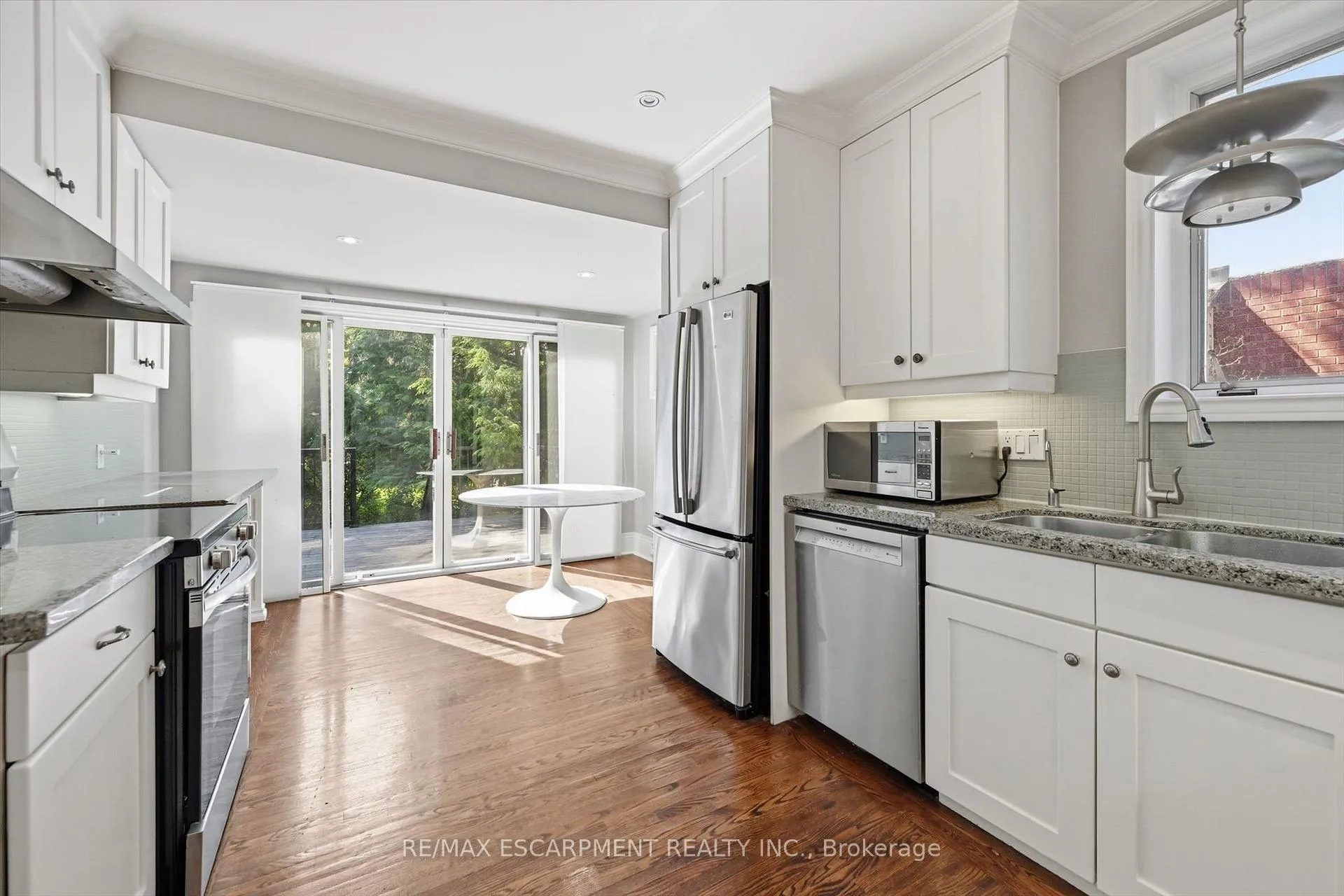 Photo 9 of 73 Dromore Crescent, Hamilton, Westdale — HOMEH