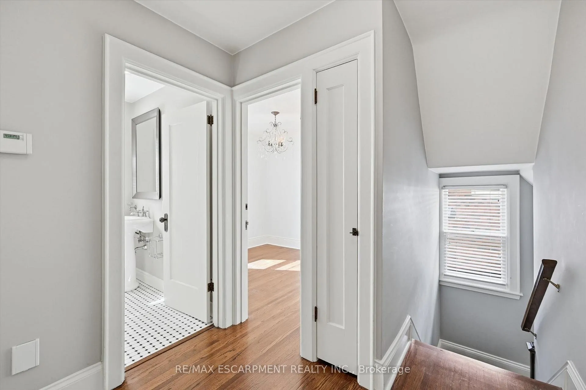 Photo 14 of 73 Dromore Crescent, Hamilton, Westdale — HOMEH