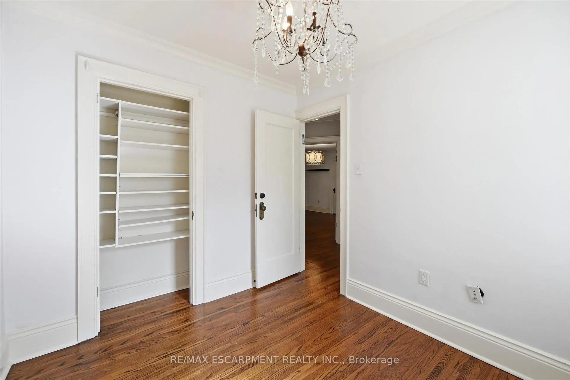 Photo 19 of 73 Dromore Crescent, Hamilton, Westdale — HOMEH