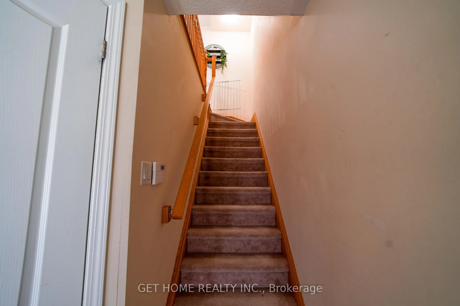 Photo 9 of 38 Suitor Court, Milton, Willmott — HOMEH
