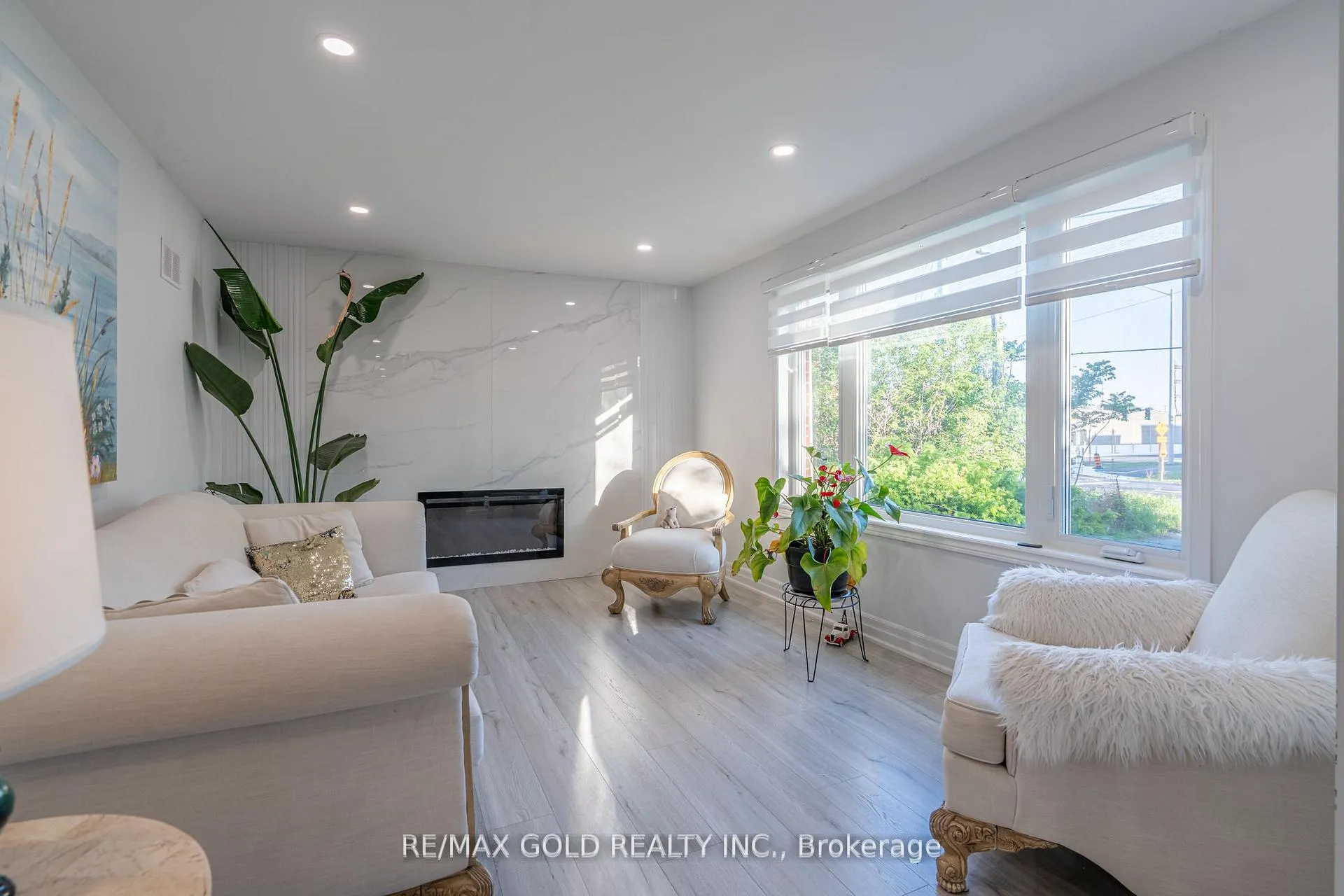 Photo 10 of 2015 Stanfield Road, Mississauga, Lakeview — HOMEH