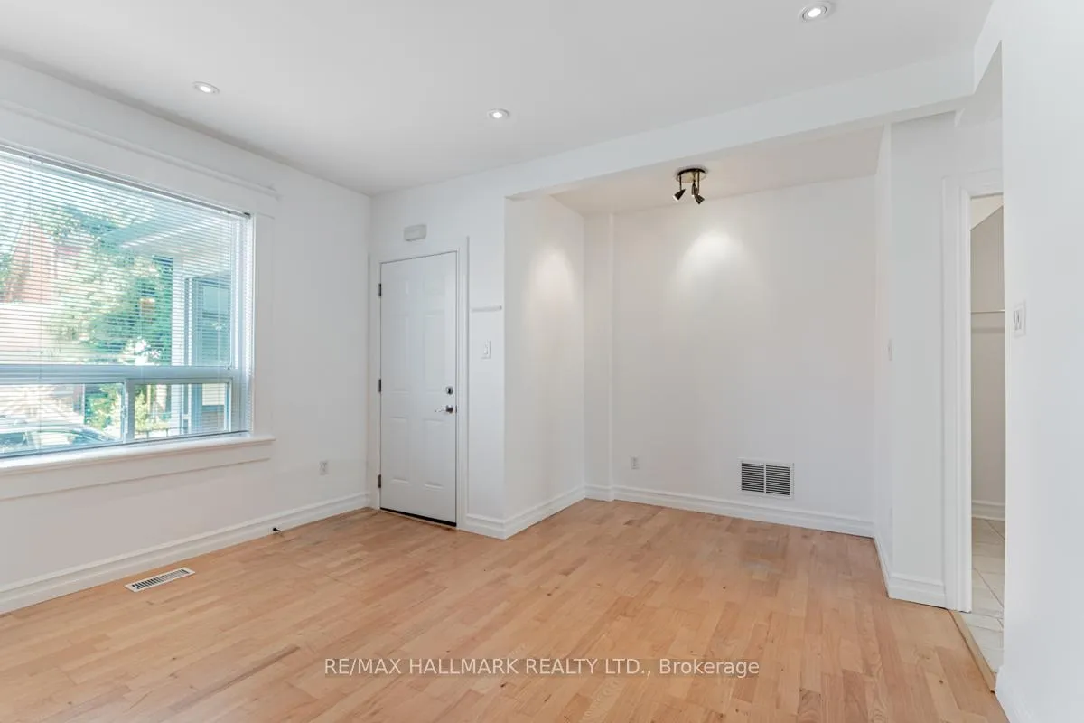 Photo 4 of Unit 2, 47 Manchester Avenue, Toronto, Dovercourt-Wallace Emerson-Junction — HOMEH