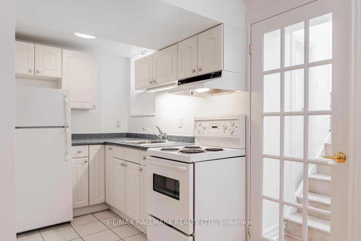 Photo 10 of Unit 2, 47 Manchester Avenue, Toronto, Dovercourt-Wallace Emerson-Junction — HOMEH