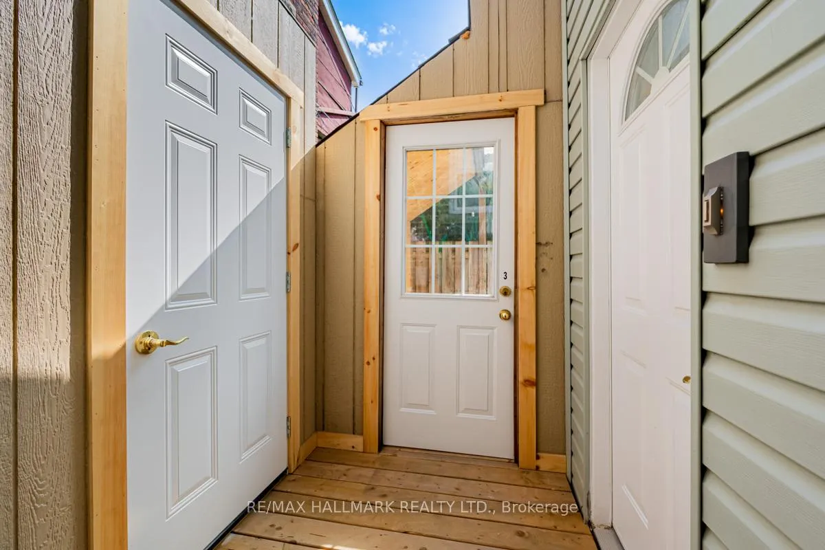 Photo 24 of Unit 2, 47 Manchester Avenue, Toronto, Dovercourt-Wallace Emerson-Junction — HOMEH