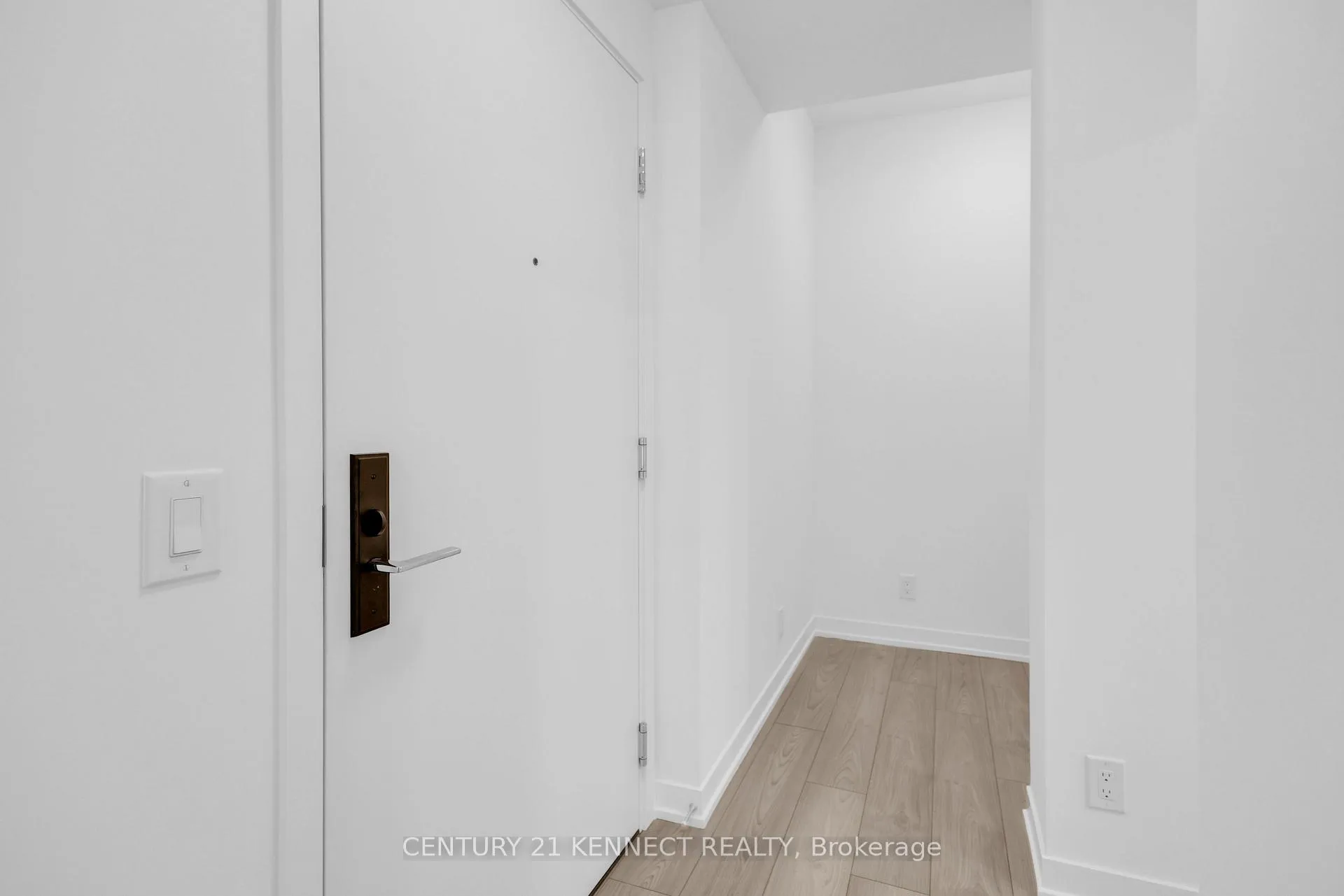 Photo 3 of Unit 307, 285 Dufferin Street, Toronto, South Parkdale — HOMEH