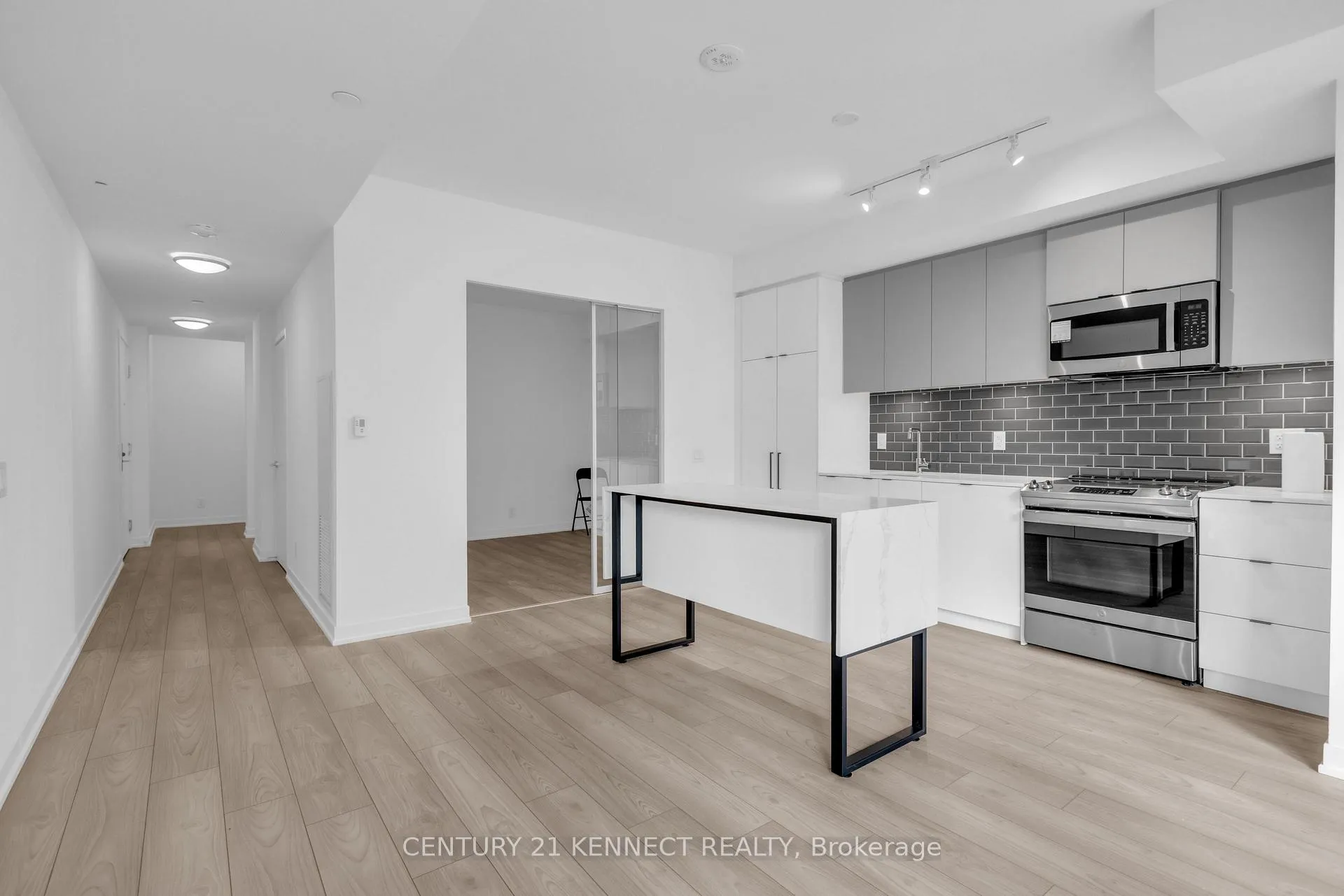 Photo 9 of Unit 307, 285 Dufferin Street, Toronto, South Parkdale — HOMEH