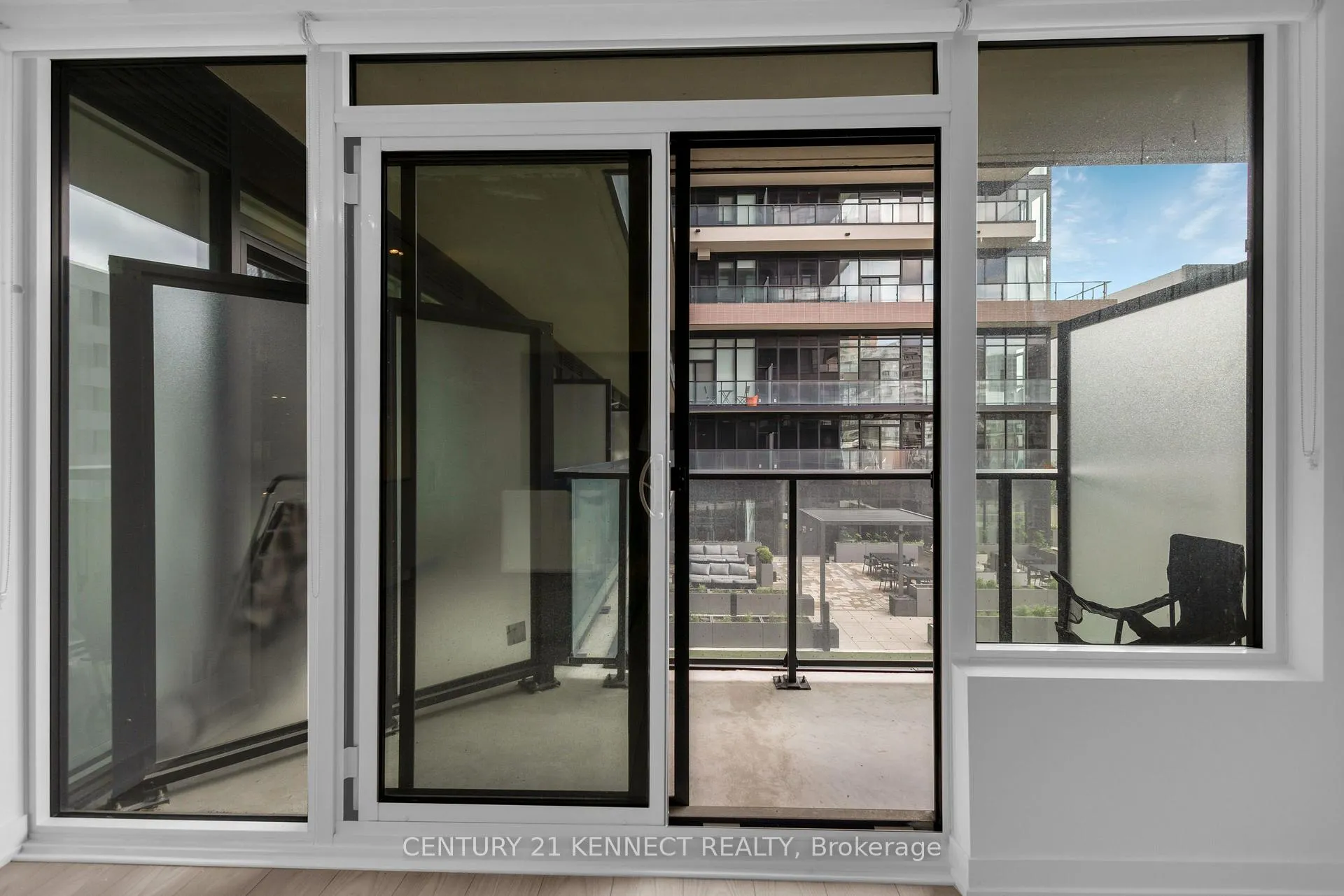 Photo 18 of Unit 307, 285 Dufferin Street, Toronto, South Parkdale — HOMEH