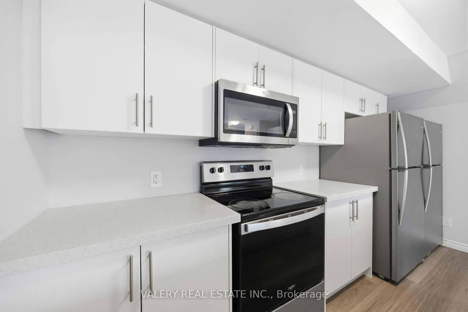 Photo 14 of Unit 14, 250 Penetanguishene Road, Barrie, Georgian Drive — HOMEH