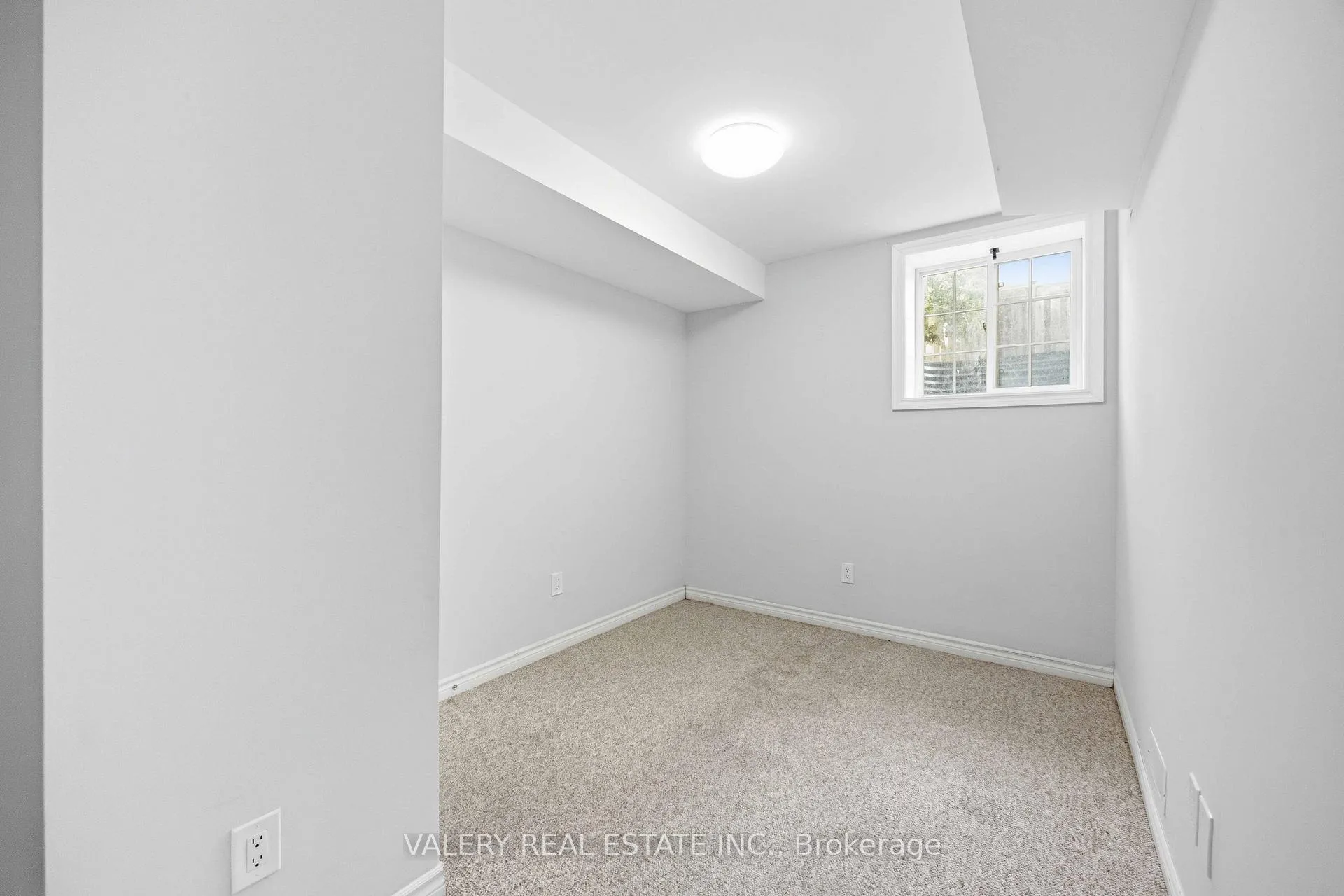 Photo 26 of Unit 14, 250 Penetanguishene Road, Barrie, Georgian Drive — HOMEH