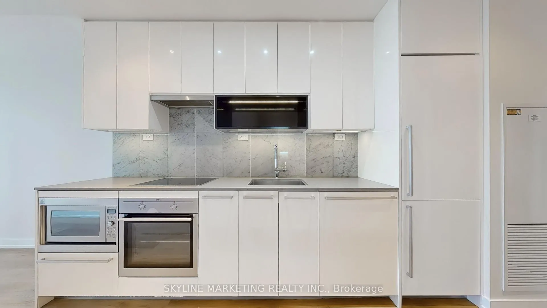 Photo 9 of Unit 1908, 115 McMahon Drive, North York, Bayview Village — HOMEH