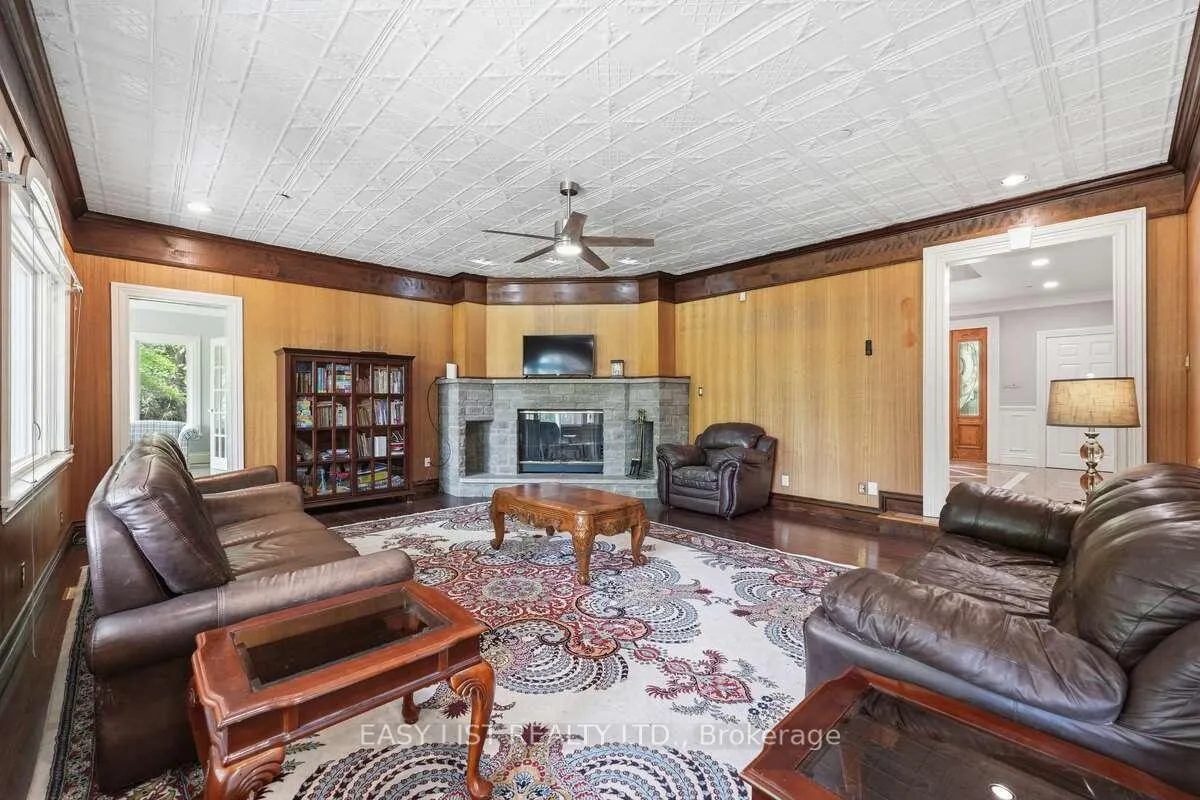 Photo 12 of 28 Marchbrook Circle, Ottawa, Kanata - Rural Kanata (Central) — HOMEH